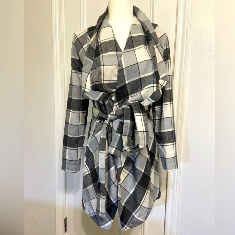 Matilda Jacket Blacker Checker